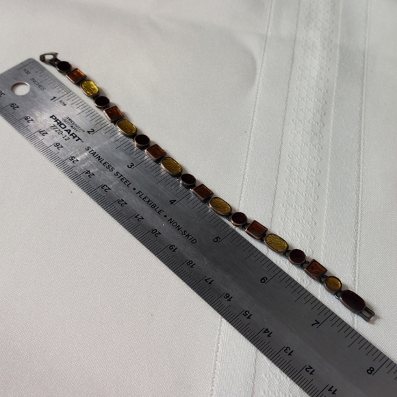 Vintage Signed LC Antiqued Finished Foil Infused Multicolor Linked Bracelet - Picture 6 of 6